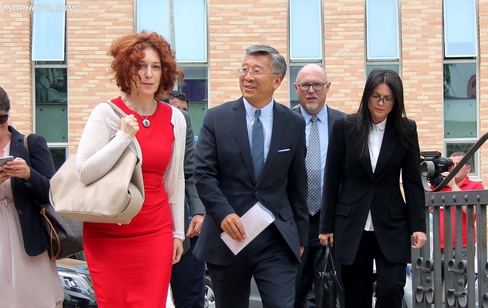 BE “shuplakë të mbyturit” Adriatik Llalla: Vlahutin nuk i ka kërkuar kurrë arrestimin e Sali Berishës BE “shuplakë të mbyturit” Adriatik Llalla: Vlahutin nuk i ka kërkuar kurrë arrestimin e Sali Berishës