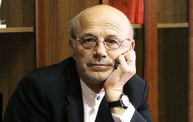 Vjen lajmi i trishtë! Ndahet nga jeta poeti dhe artisti i mirënjohur shqiptar Vjen lajmi i trishtë! Ndahet nga jeta poeti dhe artisti i mirënjohur shqiptar