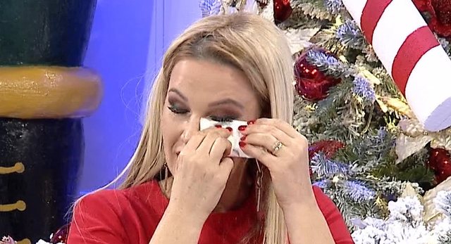 “I tmerrshëm dhe i pabesueshëm lajmi”! Ndërron jetë artistja e re shqiptare, Rudina Magjistari shpërthen në lot: Një engjëll! (Foto) “I tmerrshëm dhe i pabesueshëm lajmi”! Ndërron jetë artistja e re shqiptare, Rudina Magjistari shpërthen në lot: Një engjëll! (Foto)