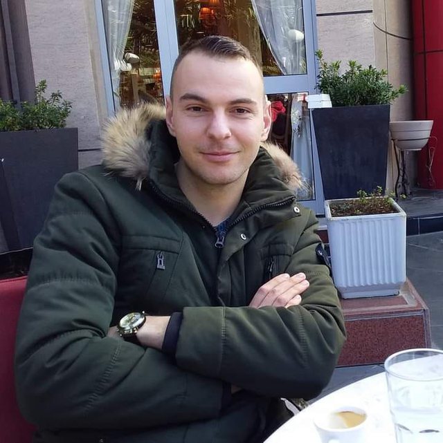 Dhimbje dhe lot në familjen e tij! Del ekspertiza për vdekjen e nëntogerit 27-vjeçar shqiptar: Ky është gabimi fatal që i mori jetën