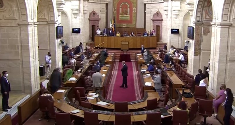 VIDEO/ Miu hyn në Parlament dhe ‘ngre në këmbë’ deputetët: Publikon pamjet që po qarkullojnë me shpejtësi në rrjet VIDEO/ Miu hyn në Parlament dhe ‘ngre në këmbë’ deputetët: Publikon pamjet që po qarkullojnë me shpejtësi në rrjet