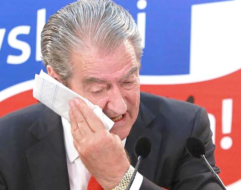 Vendimi i DASH kundër Berishës, instituti francez: SHBA po godet të korruptuarit për të vendosur stabilitetin rajonal! Mesazh edhe për të tjerët Vendimi i DASH kundër Berishës, instituti francez: SHBA po godet të korruptuarit për të vendosur stabilitetin rajonal! Mesazh edhe për të tjerët