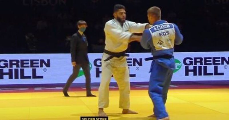 “Asnjëherë kundër një izraeliti”! Akte nacionaliste në Lojërat Olimpike, sportisti merr vendimin drastik: Tërhiqet nga kompeticioni “Asnjëherë kundër një izraeliti”! Akte nacionaliste në Lojërat Olimpike, sportisti merr vendimin drastik: Tërhiqet nga kompeticioni