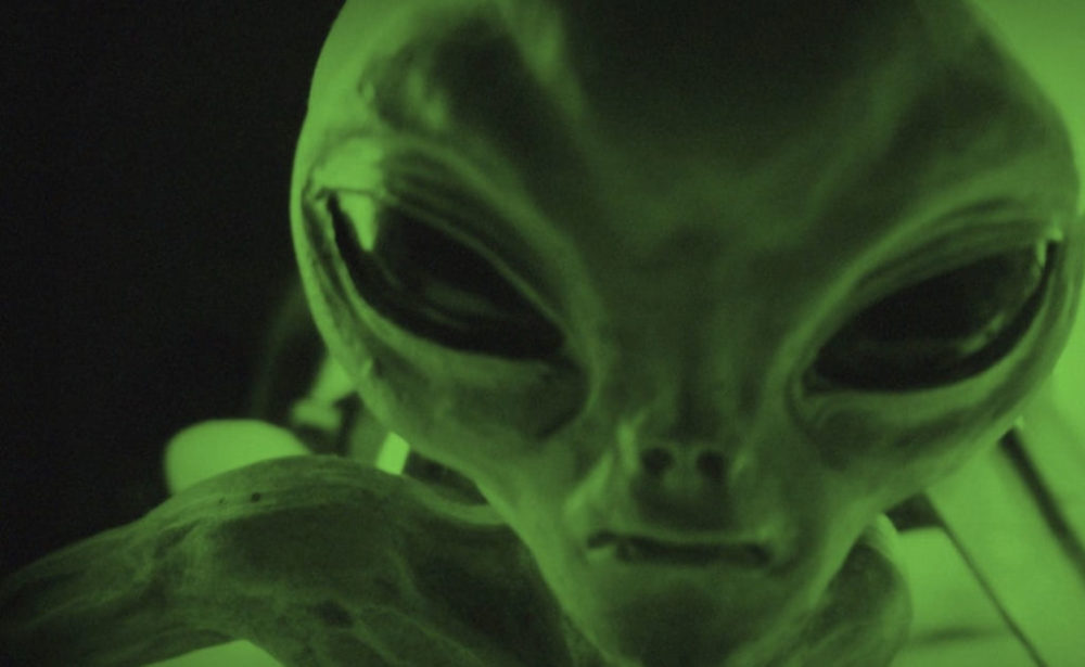 Astronomi i famshëm amerikan shpjegon se përse alienë nuk mund të jenë qënie biologjike: Alienët, makina ose Inteligjencë Artificiale?! Astronomi i famshëm amerikan shpjegon se përse alienë nuk mund të jenë qënie biologjike: Alienët, makina ose Inteligjencë Artificiale?!