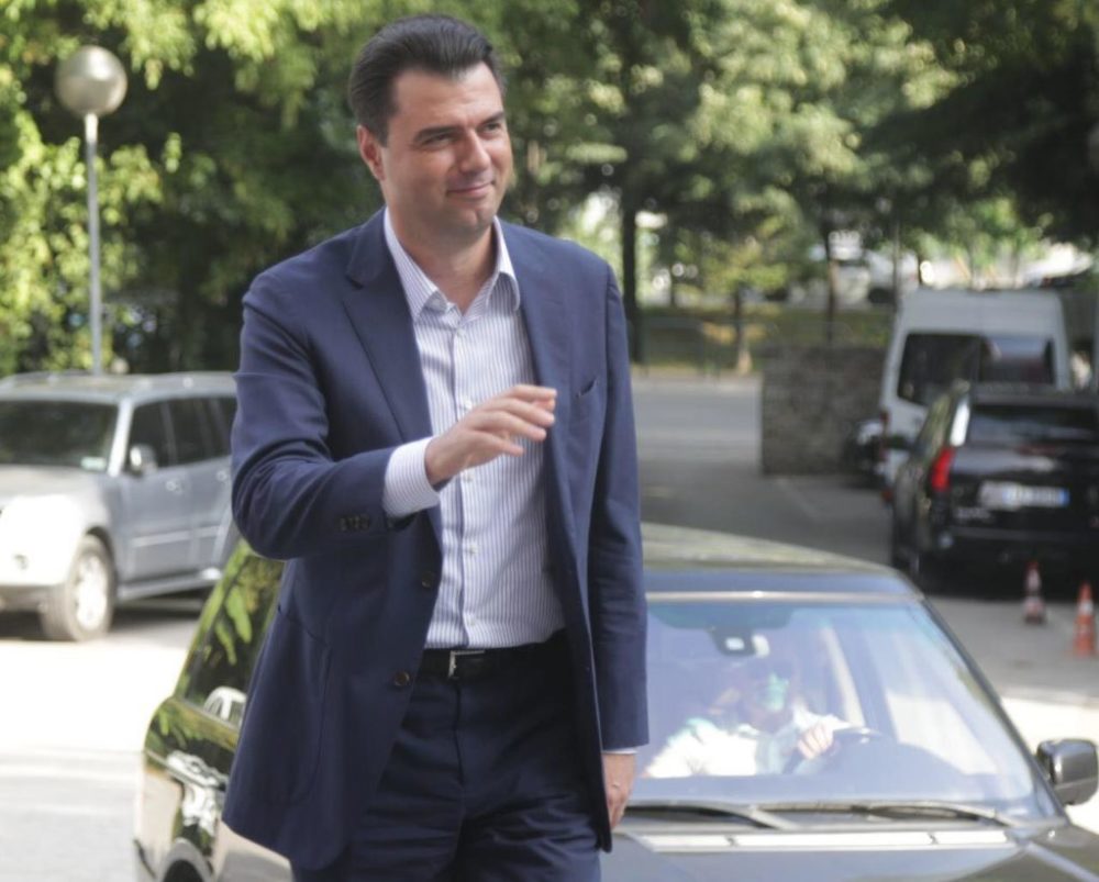 Dy leximet e zhdrejta të PD për qarqet dhe fajin e humbjes