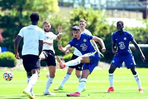 Ekipi kampion i Europës i ofron kontratë 5-vjeçare sulmuesit shqiptar Ekipi kampion i Europës i ofron kontratë 5-vjeçare sulmuesit shqiptar