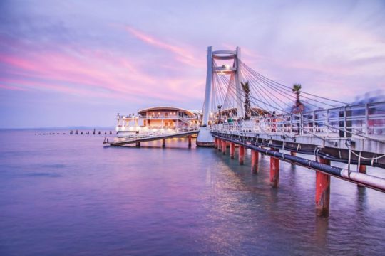 Fluks turistësh të huaj në bregdetin e Durrësit, operatorët: Shumica e prenotimeve një jave para nisjes Fluks turistësh të huaj në bregdetin e Durrësit, operatorët: Shumica e prenotimeve një jave para nisjes