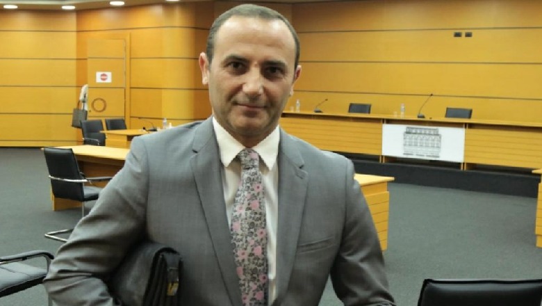 ONM kërkon shkarkimin e gjyqtarit të Tiranës Gerd Hoxha, KPK e konfirmoi në detyrë ONM kërkon shkarkimin e gjyqtarit të Tiranës Gerd Hoxha, KPK e konfirmoi në detyrë