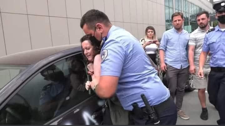 Presidente, a ndihesh në siklet nga kjo pamje? Presidente, a ndihesh në siklet nga kjo pamje?