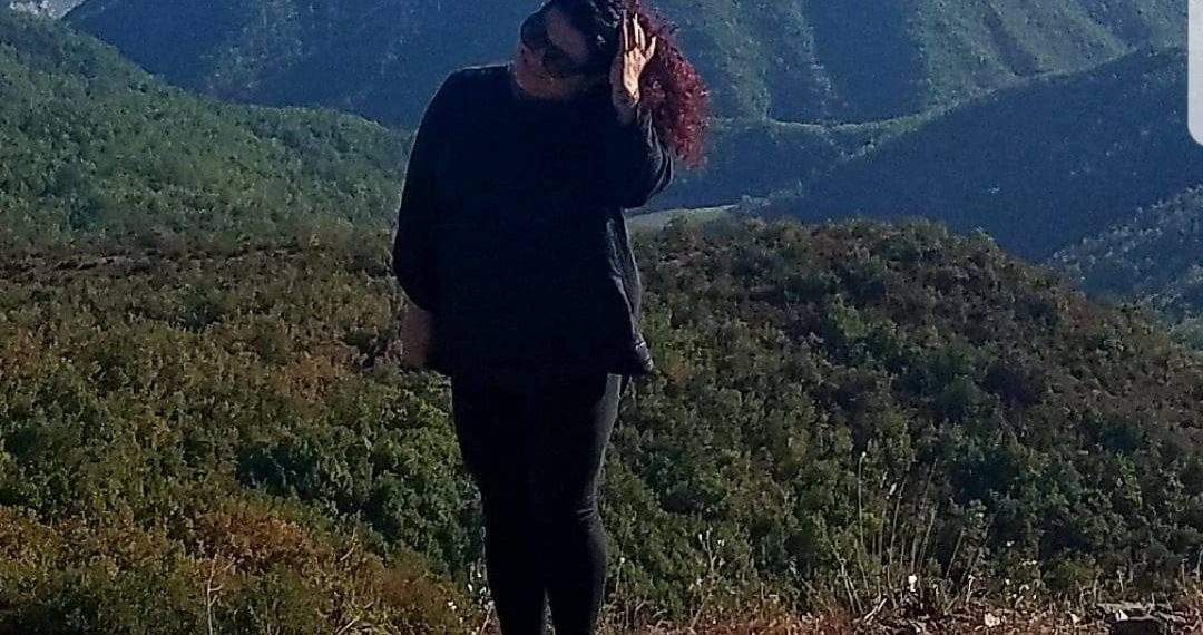 “Do të ekzekutoj ty që kurrë s’të thirra dhëndër”! 45-vjeçarja u masakrua me thikë nga bashkëshorti, nëna e viktimës: Do të marrë vet hak! “Do të ekzekutoj ty që kurrë s’të thirra dhëndër”! 45-vjeçarja u masakrua me thikë nga bashkëshorti, nëna e viktimës: Do të marrë vet hak!