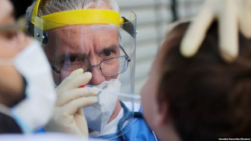 Studimi i fundit: COVID ka deri në 200 simptoma, nga halucinacionet tek dridhjet Studimi i fundit: COVID ka deri në 200 simptoma, nga halucinacionet tek dridhjet