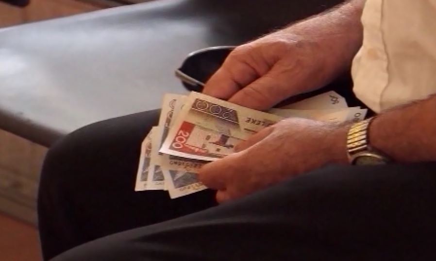 Bonus dhe pension të 13, ja ndryshimet e reja që po përgatiten për moshën e tretë, zbardhet skema e re e kompensimeve