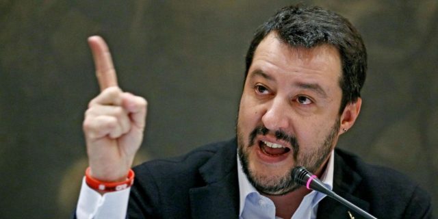 Matteo Salvini: Nuk dua që dikush të ndjekë djalin tim pas me një shiringë vaksine Matteo Salvini: Nuk dua që dikush të ndjekë djalin tim pas me një shiringë vaksine