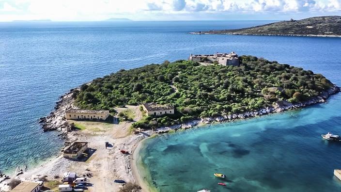 ”Le Figaro” një artikull brilant për vendin tonë: Riviera Shqiptare një nga gurët e çmuar të Adriatikut ”Le Figaro” një artikull brilant për vendin tonë: Riviera Shqiptare një nga gurët e çmuar të Adriatikut