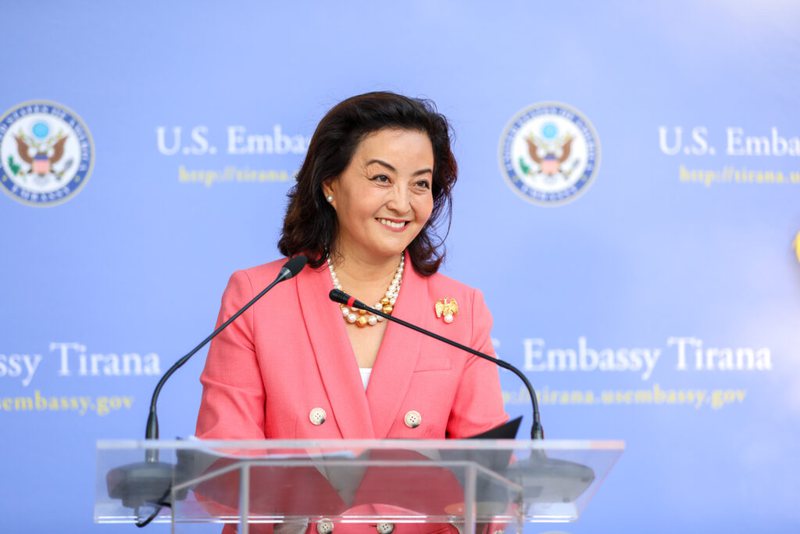 Editorial nga ambasadorja e SHBA, Yuri Kim jep mesazhin e fuqishëm: Udhëheqësit të reflektojnë, zgjedhjet ishin… Editorial nga ambasadorja e SHBA, Yuri Kim jep mesazhin e fuqishëm: Udhëheqësit të reflektojnë, zgjedhjet ishin…