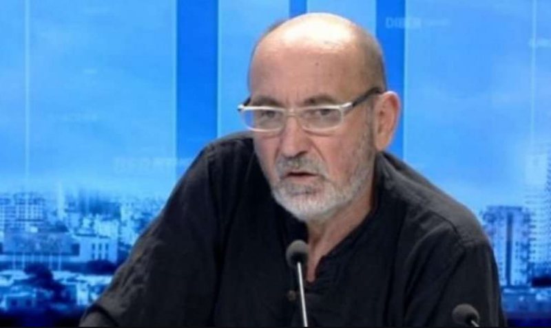 “Basha është zhytur aty e s’di ça bën”! Fatos Lubonja i revoltuar ndaj kreut të demokratëve: Po ik o fare më mirë, ik! “Basha është zhytur aty e s’di ça bën”! Fatos Lubonja i revoltuar ndaj kreut të demokratëve: Po ik o fare më mirë, ik!