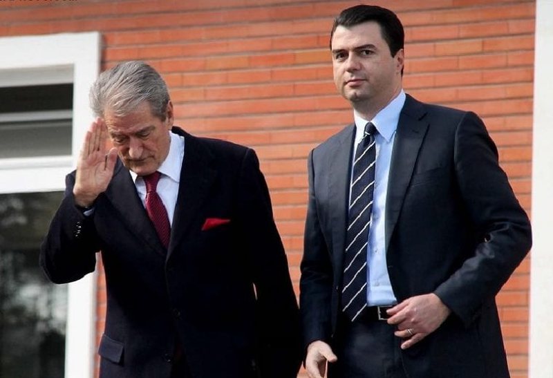 PD drejt distancimit nga Berisha, në shtator mblidhet Kryesia dhe Basha del me qëndrim zyrtar për shpalljen “non grata” të ish-kryeministrit