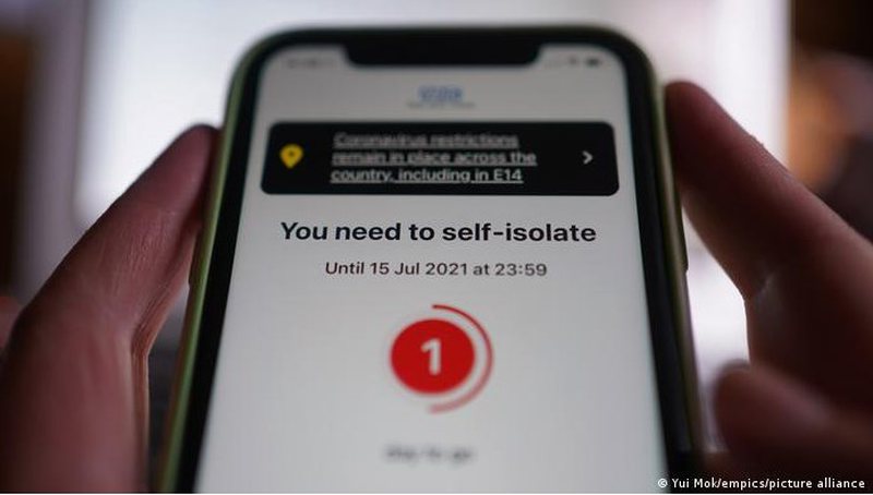 Çfarë po ndodh në Britani?! Boshatisen marketet, lokale e zyra të shumta mbyllen DW zbardh detajet mbi situatën aktuale Çfarë po ndodh në Britani?! Boshatisen marketet, lokale e zyra të shumta mbyllen DW zbardh detajet mbi situatën aktuale