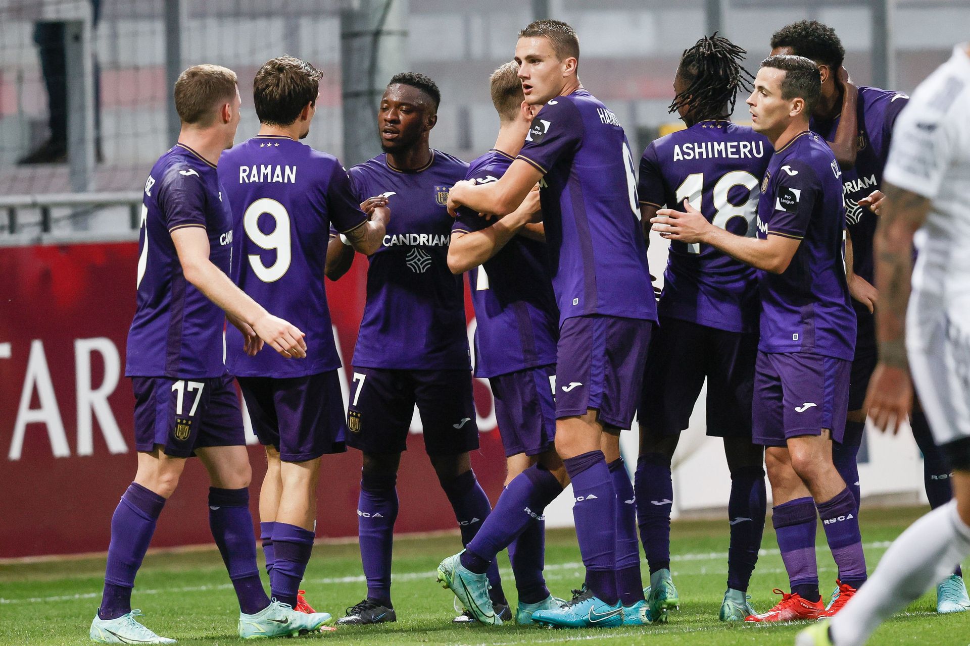 Conference League: Teuta mundet në “frymën e fundit” në Dublin nga Shamrock Rovers! Anderlecht “shuan” ëndrrën e Laçit, fiton me “tris” në Elbasan Conference League: Teuta mundet në “frymën e fundit” në Dublin nga Shamrock Rovers! Anderlecht “shuan” ëndrrën e Laçit, fiton me “tris” në Elbasan