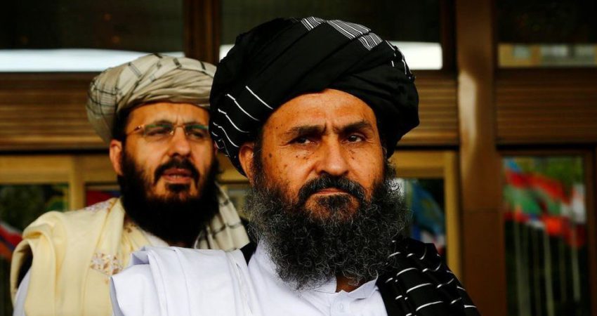 PROFILI: I prangosur dhe më pas i liruar nga SHBA, kush është lideri i talebanëve PROFILI: I prangosur dhe më pas i liruar nga SHBA, kush është lideri i talebanëve