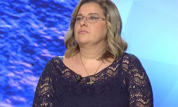 Sekretet e errëta të Anila Bashës! Këshilltare për… asgjë! Shantazhe institucioneve të trembura që e punësuan në 6 institucione Sekretet e errëta të Anila Bashës! Këshilltare për… asgjë! Shantazhe institucioneve të trembura që e punësuan në 6 institucione