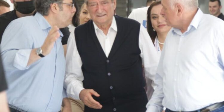 Deklaratat e Berishës/ Av.Idajet Beqiri: Klithma të një kryekrimineli të zënë me “presh” në dorë! Ka qindra krime mbi supe Deklaratat e Berishës/ Av.Idajet Beqiri: Klithma të një kryekrimineli të zënë me “presh” në dorë! Ka qindra krime mbi supe