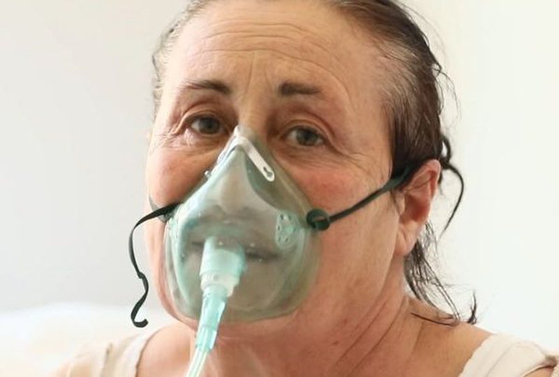 VIDEO/ Nuk bëri vaksinën, flet e infektuara me covid: Kam bërë gabimin më të madh të jetës VIDEO/ Nuk bëri vaksinën, flet e infektuara me covid: Kam bërë gabimin më të madh të jetës