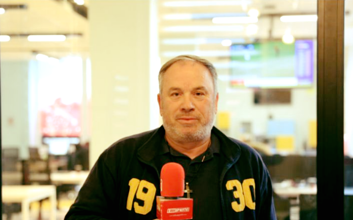 Në gjendje të rëndë shëndetësore pas infektimit me Covid 19, niset urgjent drejt Turqisë gazetari i njohur shqiptar Në gjendje të rëndë shëndetësore pas infektimit me Covid 19, niset urgjent drejt Turqisë gazetari i njohur shqiptar