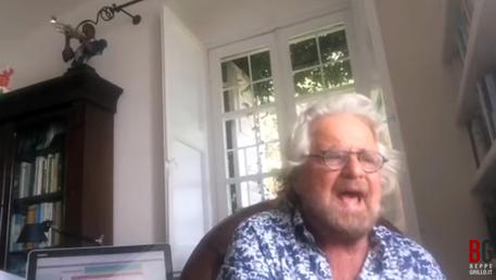 Pse e bëtë Kosovën kaq të vetmuar?! Gazetari italian: Kurti si Pepe Grillo dhe “5 yjet” në Itali, shpejt drejt rrënimit Pse e bëtë Kosovën kaq të vetmuar?! Gazetari italian: Kurti si Pepe Grillo dhe “5 yjet” në Itali, shpejt drejt rrënimit