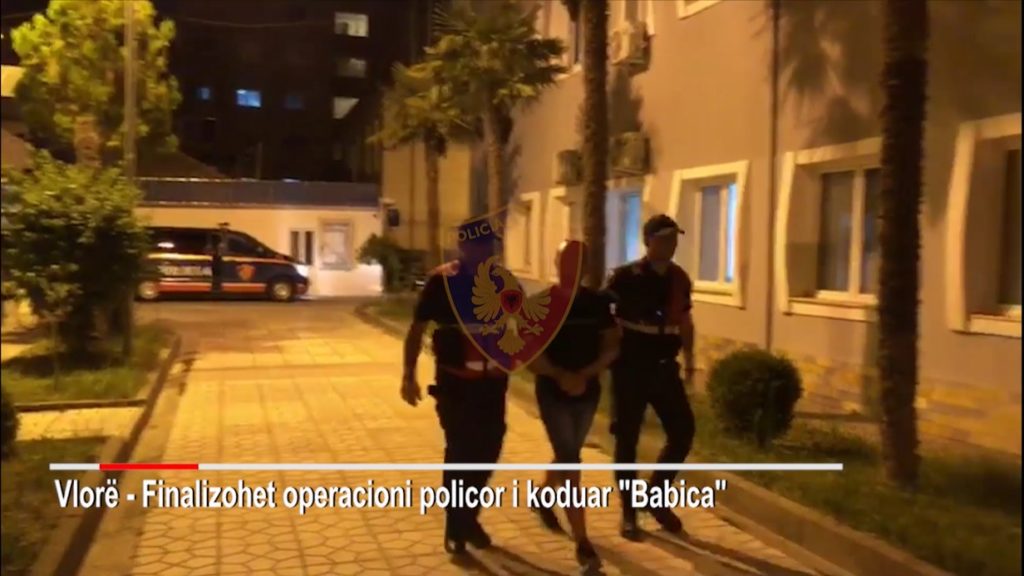 Vrau 25-vjeçarin në Vlorë, arrestohet në “Bllok” autori i krimit Vrau 25-vjeçarin në Vlorë, arrestohet në “Bllok” autori i krimit