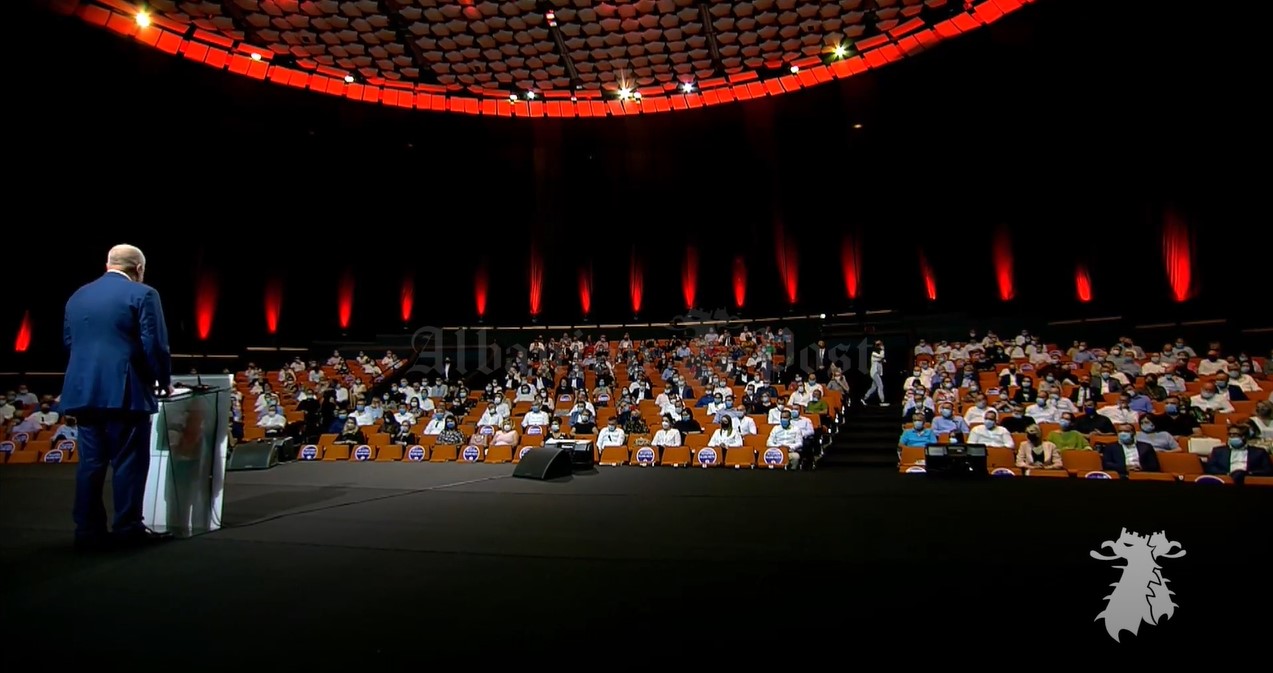 Partinë kundërshtarëve, Qeverinë për vete Partinë kundërshtarëve, Qeverinë për vete