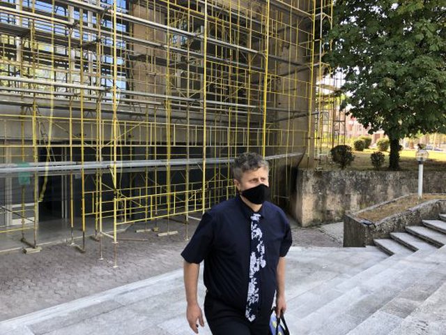 “Për kokë të çunit s’e di pse më shkarkuan”! Lirohet nga detyra Gjyqtari i Elbasanit: Lekët m’i dhuroi vëllai, më besoni “Për kokë të çunit s’e di pse më shkarkuan”! Lirohet nga detyra Gjyqtari i Elbasanit: Lekët m’i dhuroi vëllai, më besoni