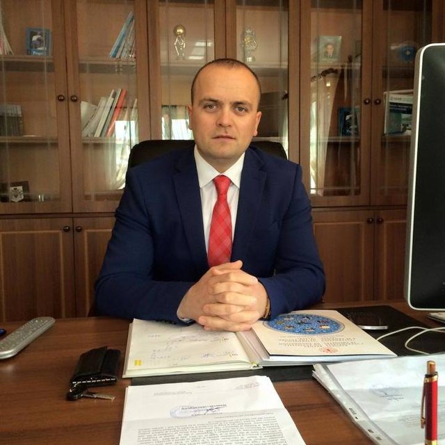 “Jam ndjerë i shokuar”! Ekzekutimi i oficerit të policisë në Lezhë, miku i tij bën deklaratën ‘bombë’: Grupi kriminal mund të mos ketë pasur… “Jam ndjerë i shokuar”! Ekzekutimi i oficerit të policisë në Lezhë, miku i tij bën deklaratën ‘bombë’: Grupi kriminal mund të mos ketë pasur…