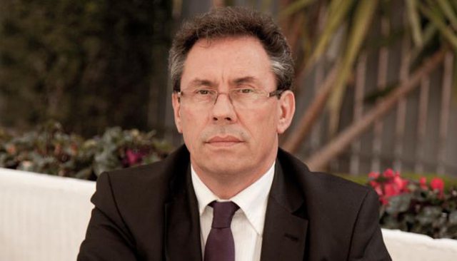 TRAGJIKE/ Shuhet parakohe kreu i grupit të punës për hartimin e Reformës në Drejtësi, një ndër juristët më të mirë të 30 viteve të fundit! TRAGJIKE/ Shuhet parakohe kreu i grupit të punës për hartimin e Reformës në Drejtësi, një ndër juristët më të mirë të 30 viteve të fundit!