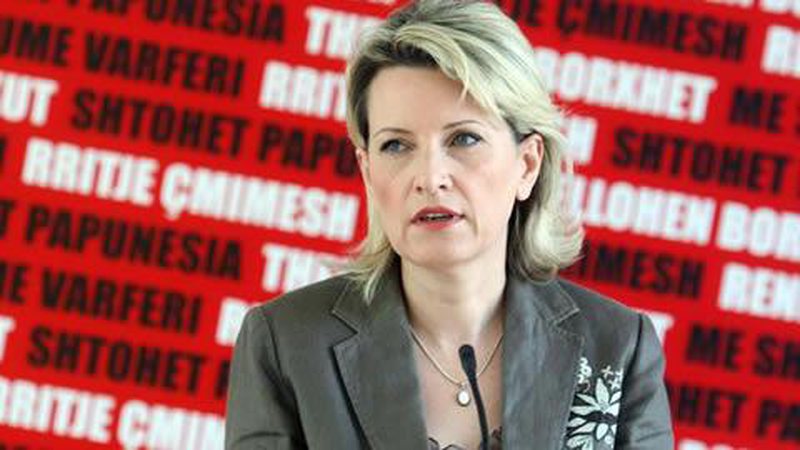 Mimi Kodheli: Sesioni i ri parlamentar shpresoj të nisë mbarë, duhet bashkëpunim për gjërat madhore Mimi Kodheli: Sesioni i ri parlamentar shpresoj të nisë mbarë, duhet bashkëpunim për gjërat madhore