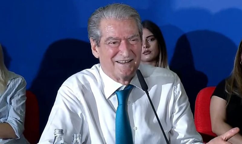 Berisha në alarm nga qëndrimet e Bashës: Kërcënon sërish me shkarkim kreun demokrat dhe zhvendos në Vlorë betejën e radhës