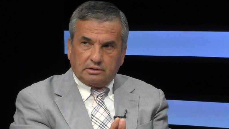 Idajet Beqiri plas “bombën”, flet për dosjen që do të shkaktojë ‘tërmet’ në politikë: Do fundosë Sali Berishën! Idajet Beqiri plas “bombën”, flet për dosjen që do të shkaktojë ‘tërmet’ në politikë: Do fundosë Sali Berishën!