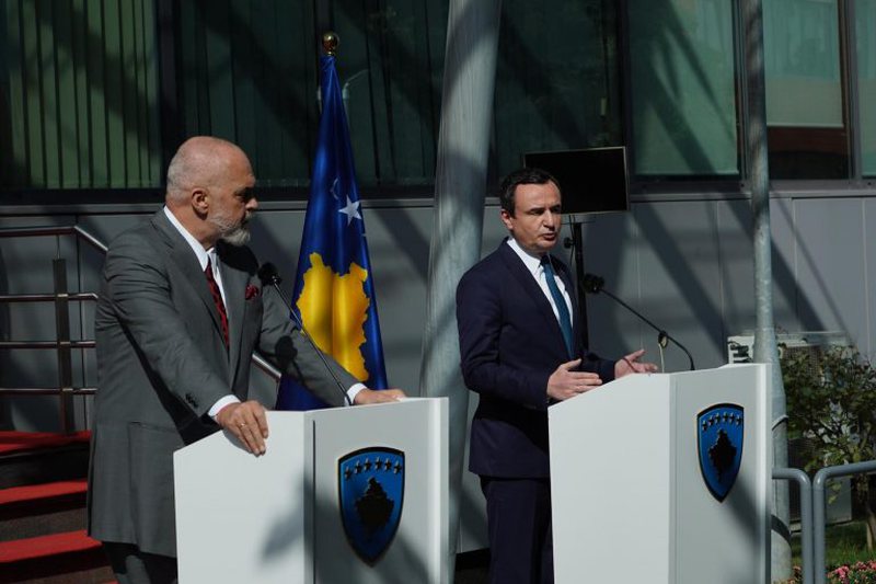 Albin Kurti: Të rrisim bashkëpunimin mes Kosovës dhe Shqipërisë, mbledhja e përbashkët në gjysmën e dytë të muajit Nëntor Albin Kurti: Të rrisim bashkëpunimin mes Kosovës dhe Shqipërisë, mbledhja e përbashkët në gjysmën e dytë të muajit Nëntor