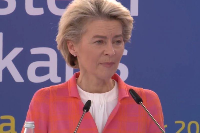 Presidentja e KE kërkon që “Ballkani i Hapur” të ecë brenda procesit të Berlinit, Rama kritik ndaj Brukselit Presidentja e KE kërkon që “Ballkani i Hapur” të ecë brenda procesit të Berlinit, Rama kritik ndaj Brukselit