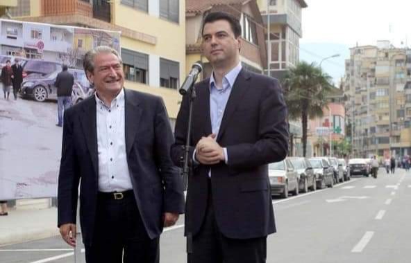 FAKT/ Homoseksualiteti i tepruar i Sali Berishës FAKT/ Homoseksualiteti i tepruar i Sali Berishës