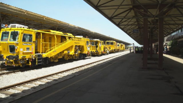 Linja hekurudhore Prishtinë-Nish, ministri Aliu: Ndërtohet vetëm nëse na lidh me Durrësin Linja hekurudhore Prishtinë-Nish, ministri Aliu: Ndërtohet vetëm nëse na lidh me Durrësin