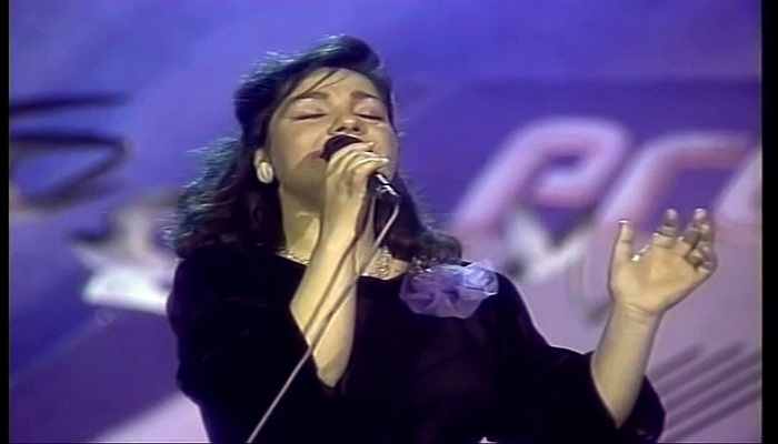 Në kujtim të Anita Bitrit! Këngët e sotme vulgare kthejnë nostalgjinë e këngëve të dikurshme me vlera të vërteta artistike