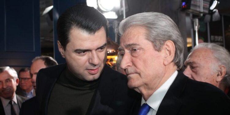 Detajet e tre takimeve të ditëve të fundit: Si e gënjeu hap pas hapi Basha, Berishën?! Detajet e tre takimeve të ditëve të fundit: Si e gënjeu hap pas hapi Basha, Berishën?!