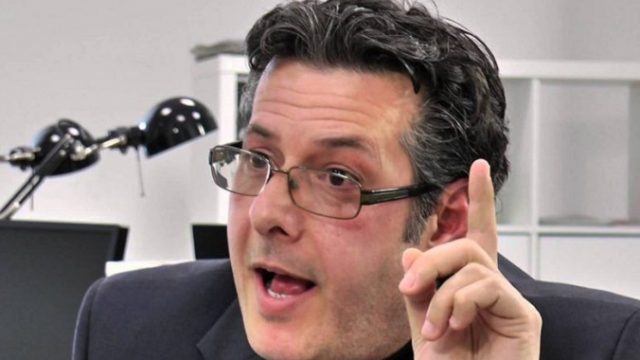 Mero Baze: Po i mërzitur me Kombëtaren pse u duhet Edi Rama? Mero Baze: Po i mërzitur me Kombëtaren pse u duhet Edi Rama?