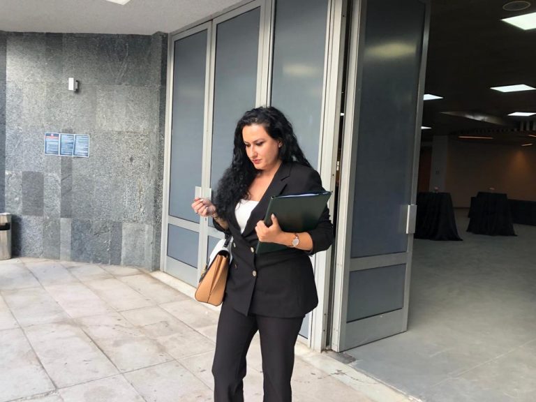 Mosdeklarimi i dënimit të vëllait vë në vështirësi gjyqtaren Semiramis Hoxholli