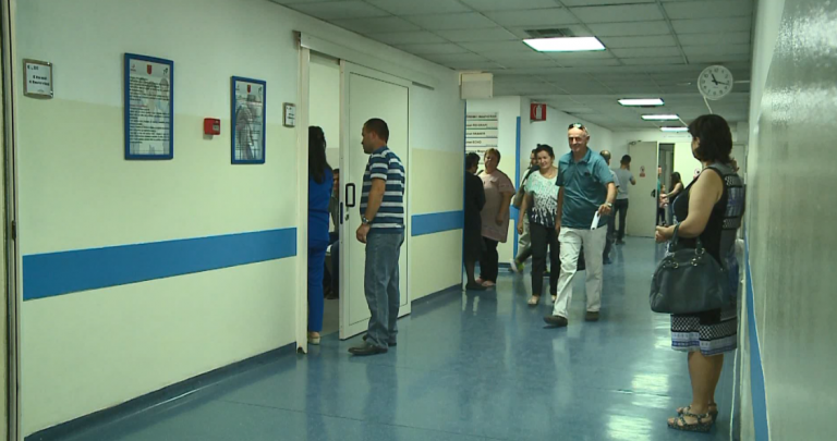 Shqiptarët e kanë të pamundur të bëjnë ekzaminime mjekësore, janë shumë të shtrenjta