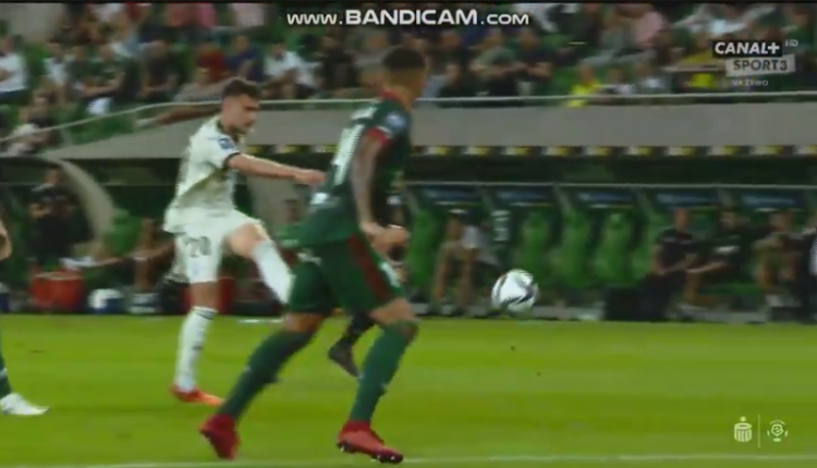 VIDEO/ “Harkëtari“ Muçi po i kthen si penallti, vjen me tjetër kryevepër nga distanca VIDEO/ “Harkëtari“ Muçi po i kthen si penallti, vjen me tjetër kryevepër nga distanca