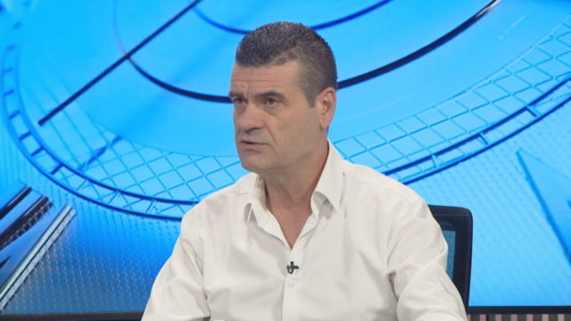 Astrit Patozi: “Kthesa” e Berishës, si ajo e Enver Hoxhës me Mehmet Shehun Astrit Patozi: “Kthesa” e Berishës, si ajo e Enver Hoxhës me Mehmet Shehun