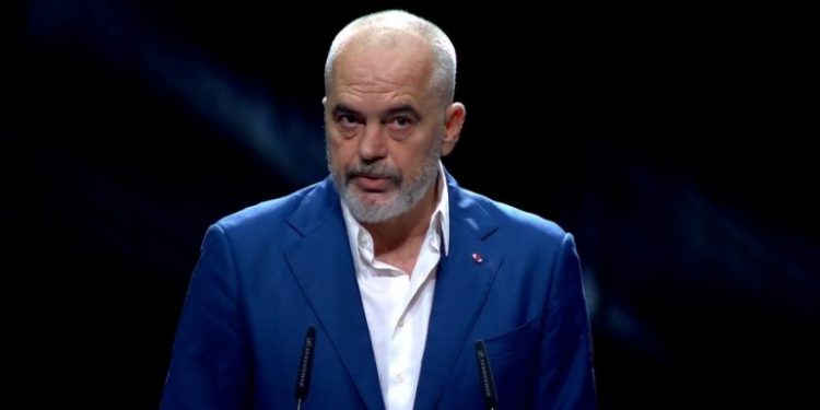 Rama flet me tone të ashpra në Asamblen e PS: Një tufë drejtorësh duhen zhdukur nga sytë e popullit Rama flet me tone të ashpra në Asamblen e PS: Një tufë drejtorësh duhen zhdukur nga sytë e popullit