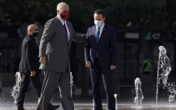 Mediat e Beogradit: Rama sulmon Serbinë nga Prishtina, akuzon për manovra teatrale luftarake Mediat e Beogradit: Rama sulmon Serbinë nga Prishtina, akuzon për manovra teatrale luftarake